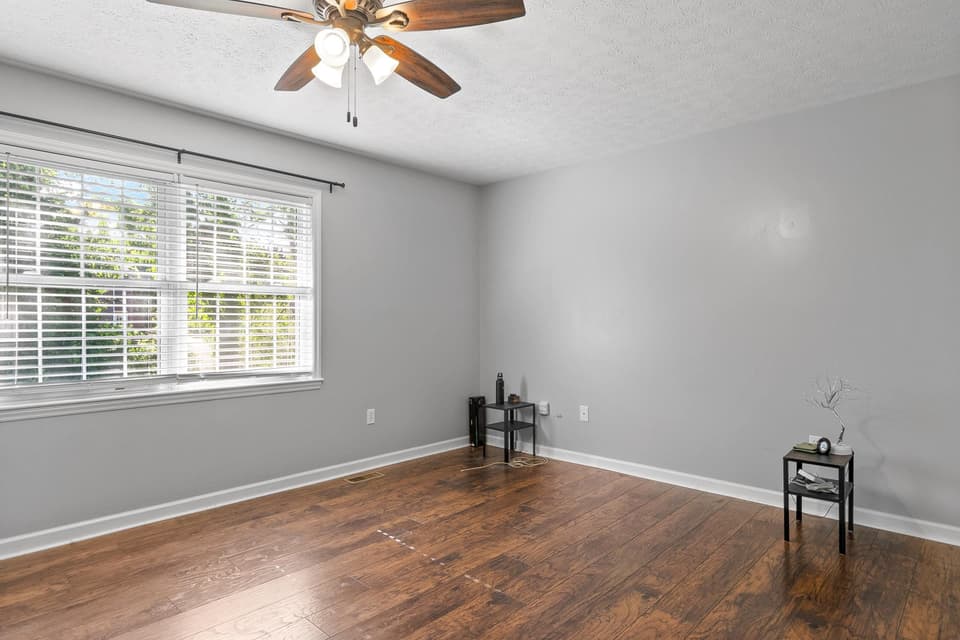 1637 York Drive, photo 20 of 24
