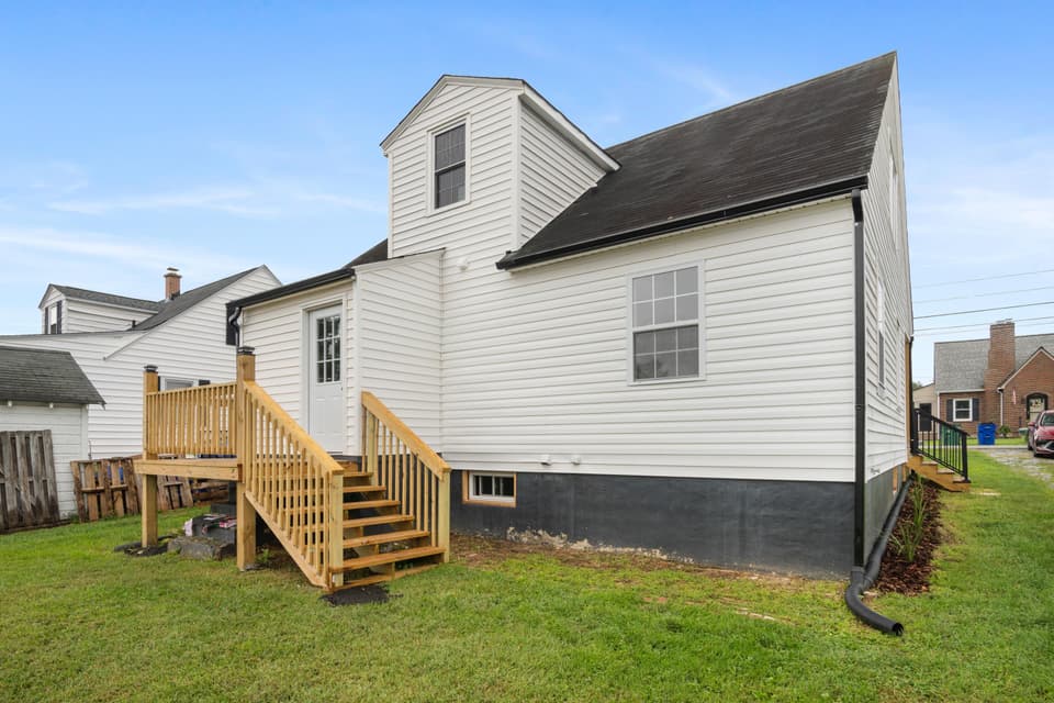 110 Alleghany Street, photo 13 of 40