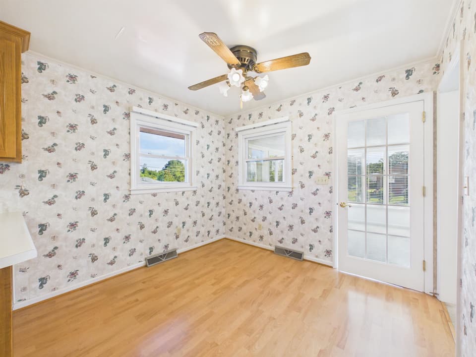 40 Ellett Road NE, photo 15 of 40