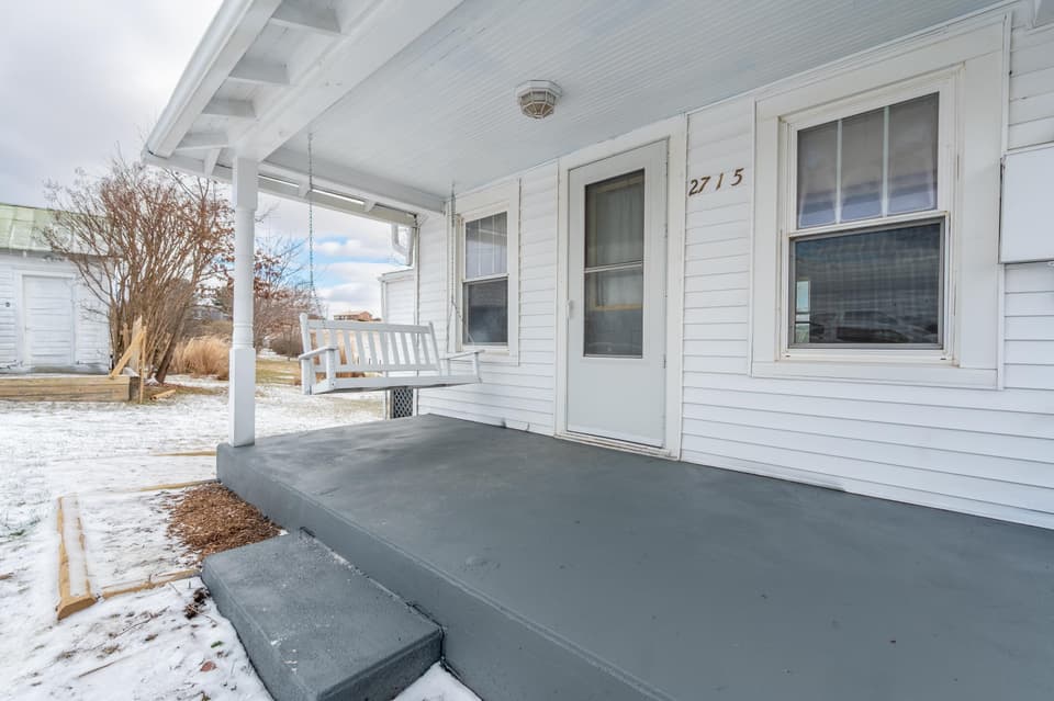 2715 Childress Road, photo 3 of 37