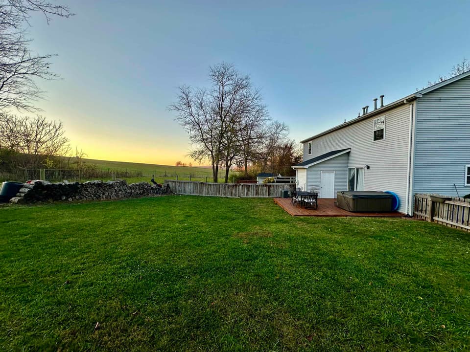 390 Warren Street, photo 37 of 40