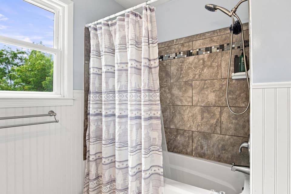 325 Cheverly Drive, photo 27 of 40