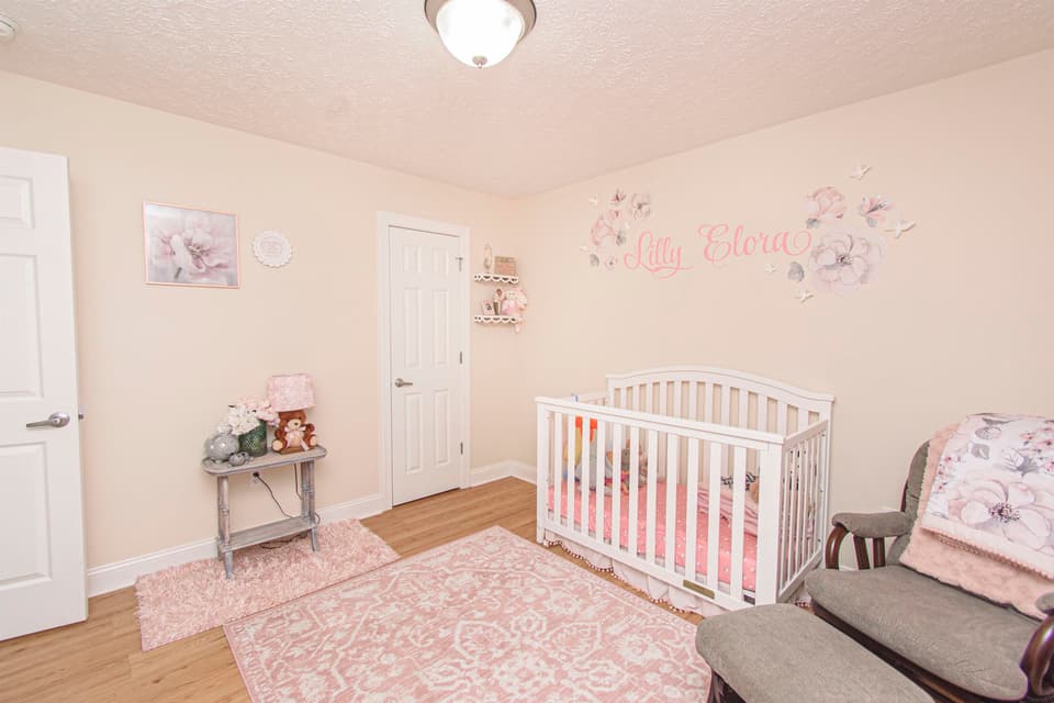 190 Robin Hood Drive, photo 26 of 40
