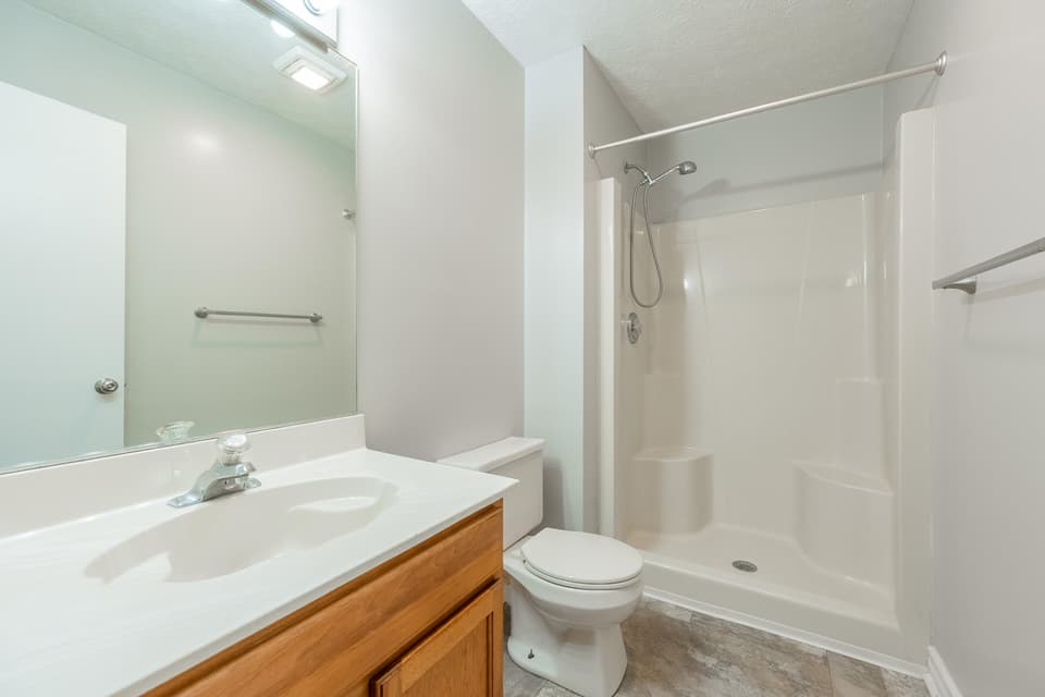 375 Warren Street, photo 29 of 40