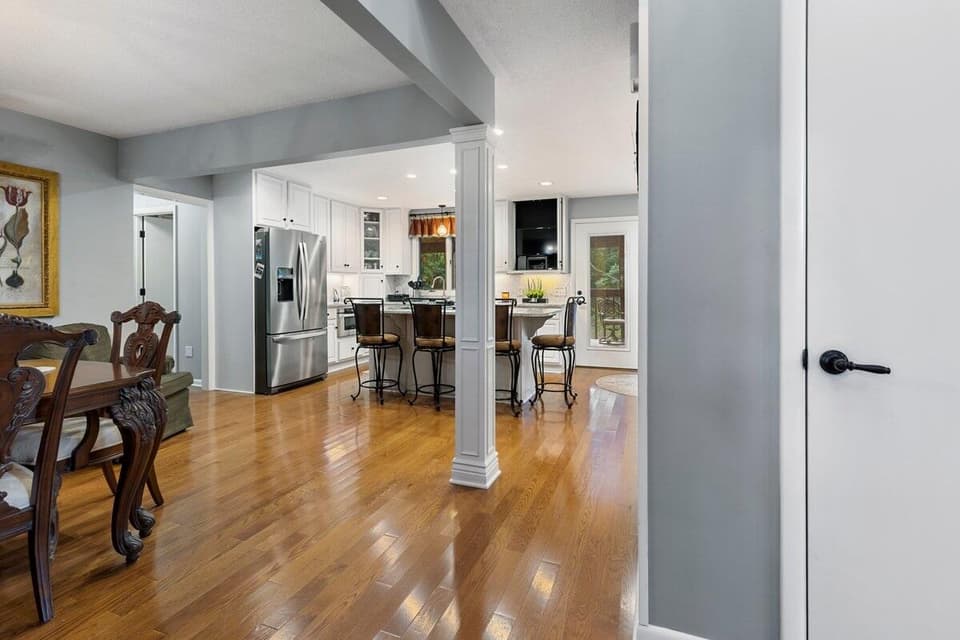 255 Patricia Lane NE, photo 11 of 35