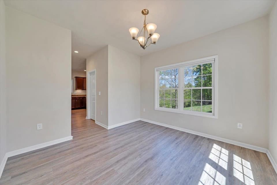 1140 Crosscreek Drive, photo 4 of 40