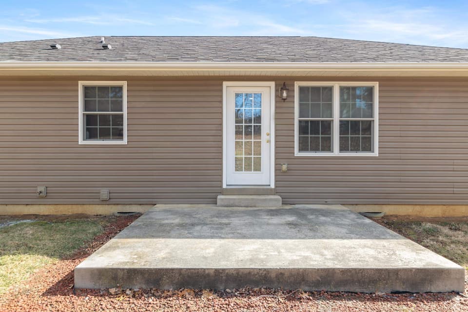 835 College Street, photo 28 of 33