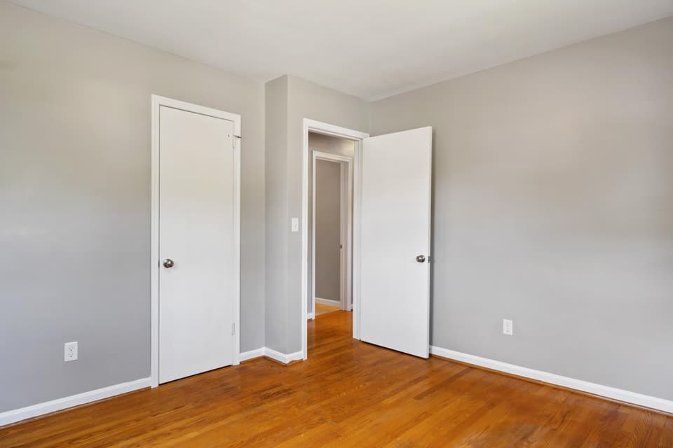 660 Colhoun Street, photo 15 of 35