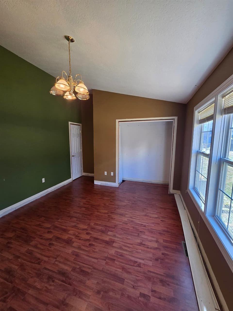 1290 Orange Leaf Court, photo 8 of 23