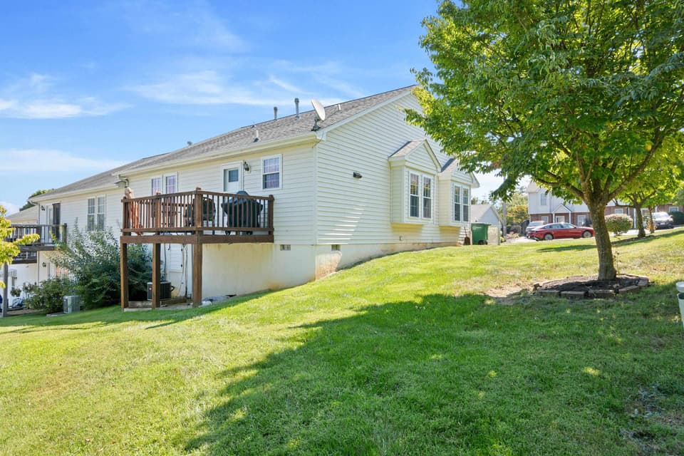 175 Darci Drive SE, photo 24 of 34