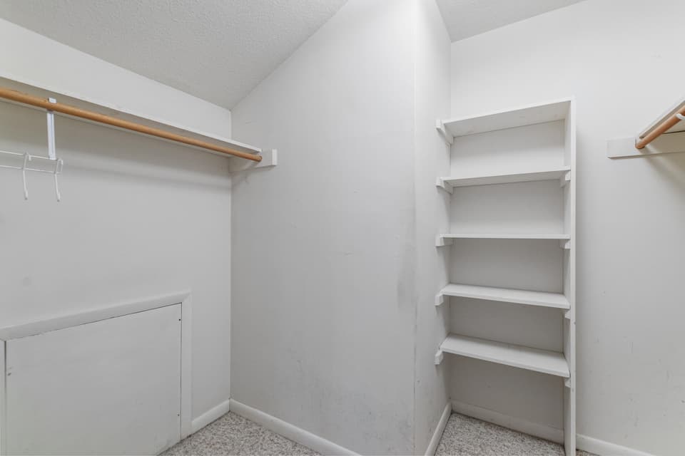 80 Patricia Lane, photo 26 of 40