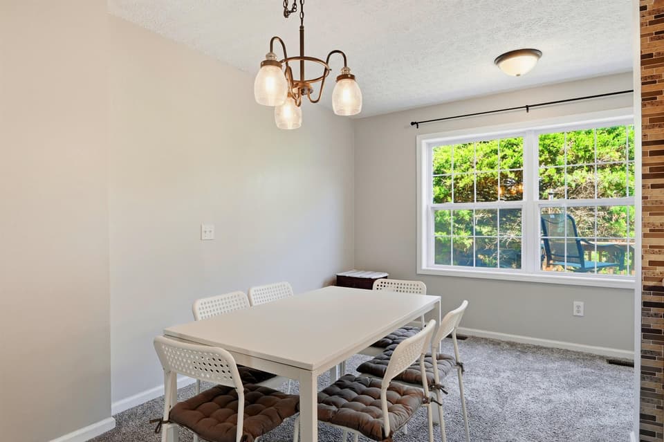 150 Hunters Ridge Lane NW, photo 9 of 37