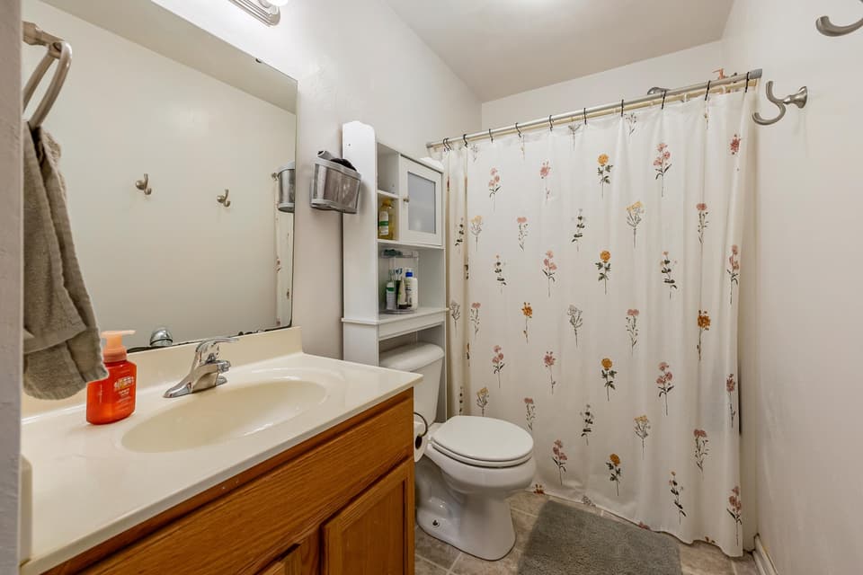 210 Berkshire Drive, photo 33 of 40