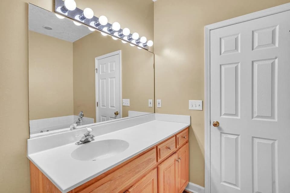 730 Republic Road, photo 21 of 40
