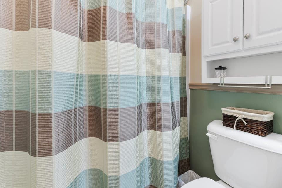 125 Edgewood Drive, photo 15 of 35