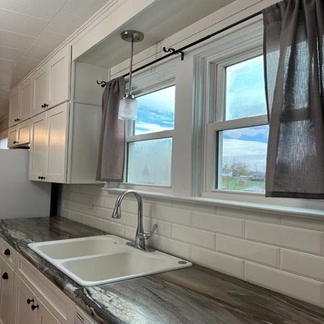 509 Lester Street, photo 12 of 24