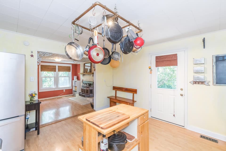 1055 Murray Street, photo 18 of 40
