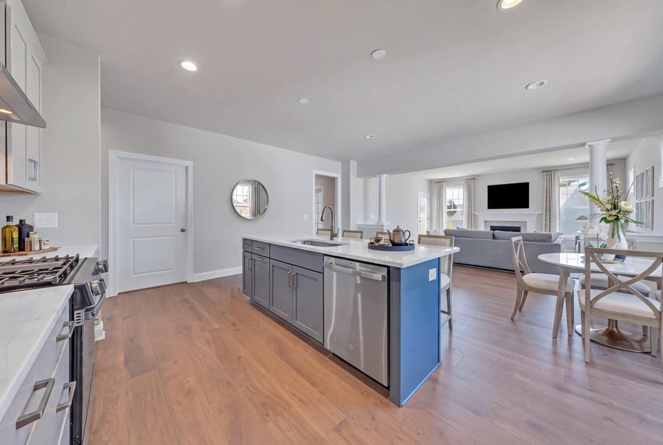 985 Round Meadow Drive, photo 23 of 40