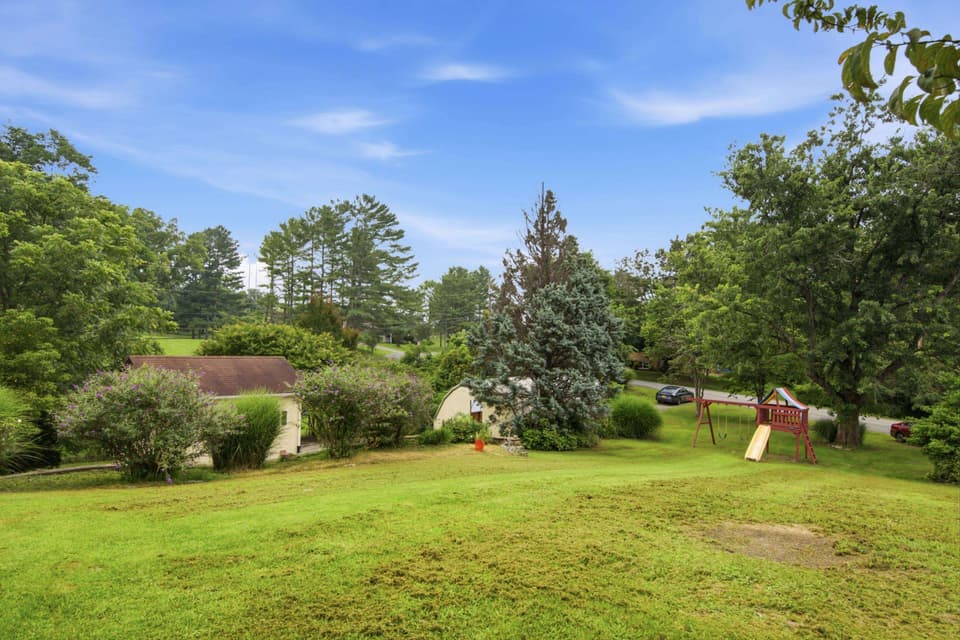 75 Walnut Drive NW, photo 39 of 40