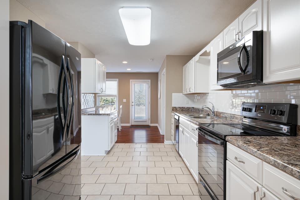 30 Gavins Court NW, photo 7 of 39