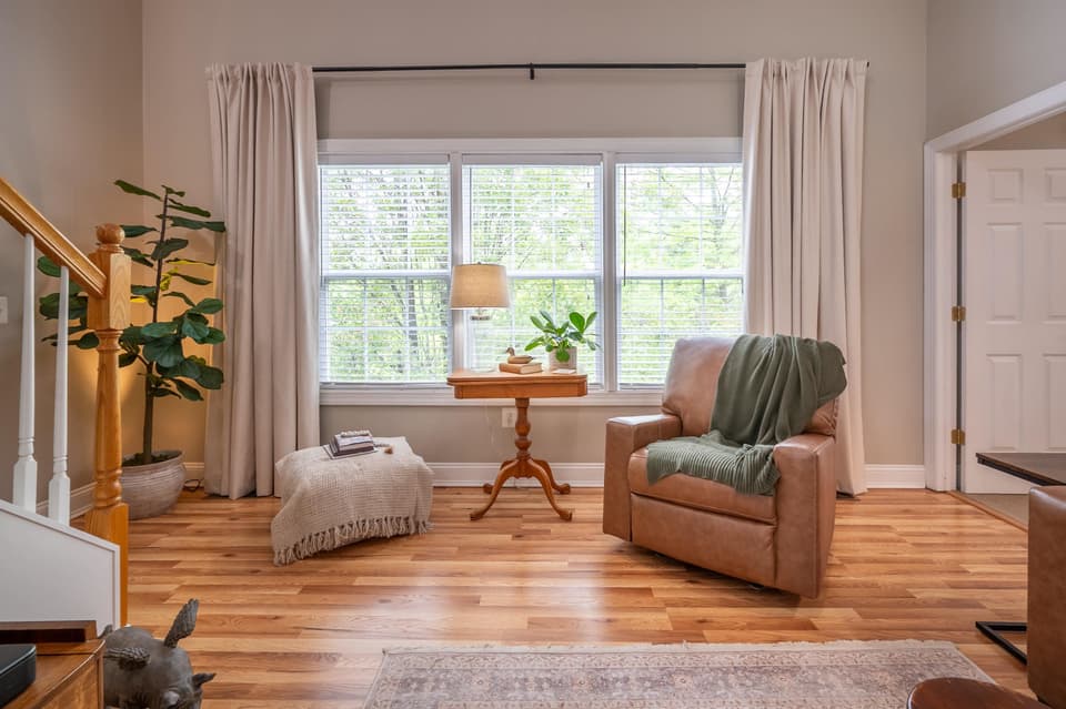 420 Tall Oak Boulevard, photo 10 of 40