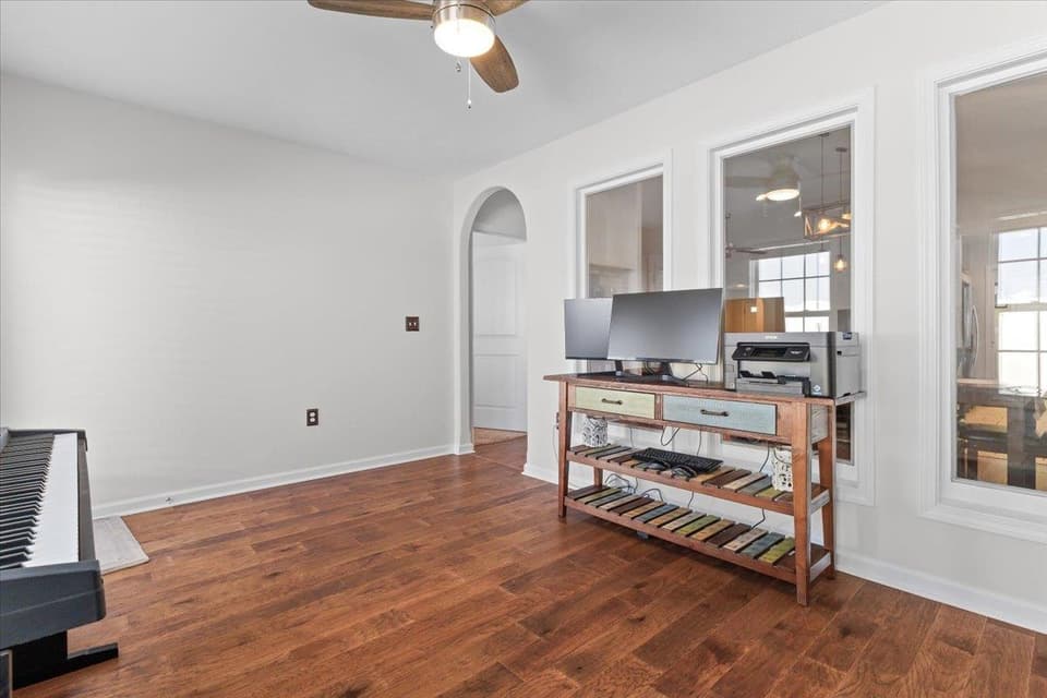 2150 Giles Drive, photo 31 of 37