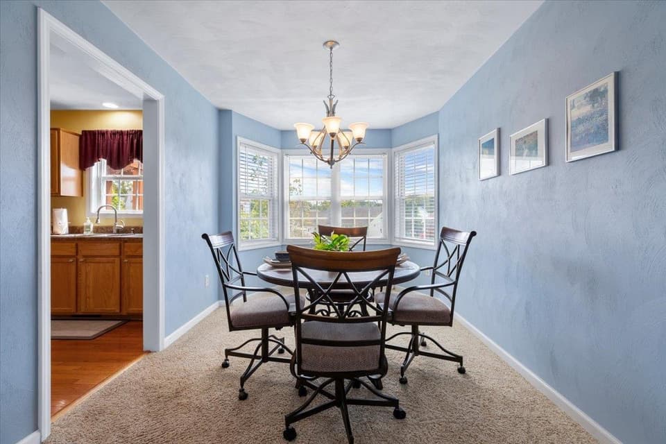 20 Camellia Lane, photo 17 of 40