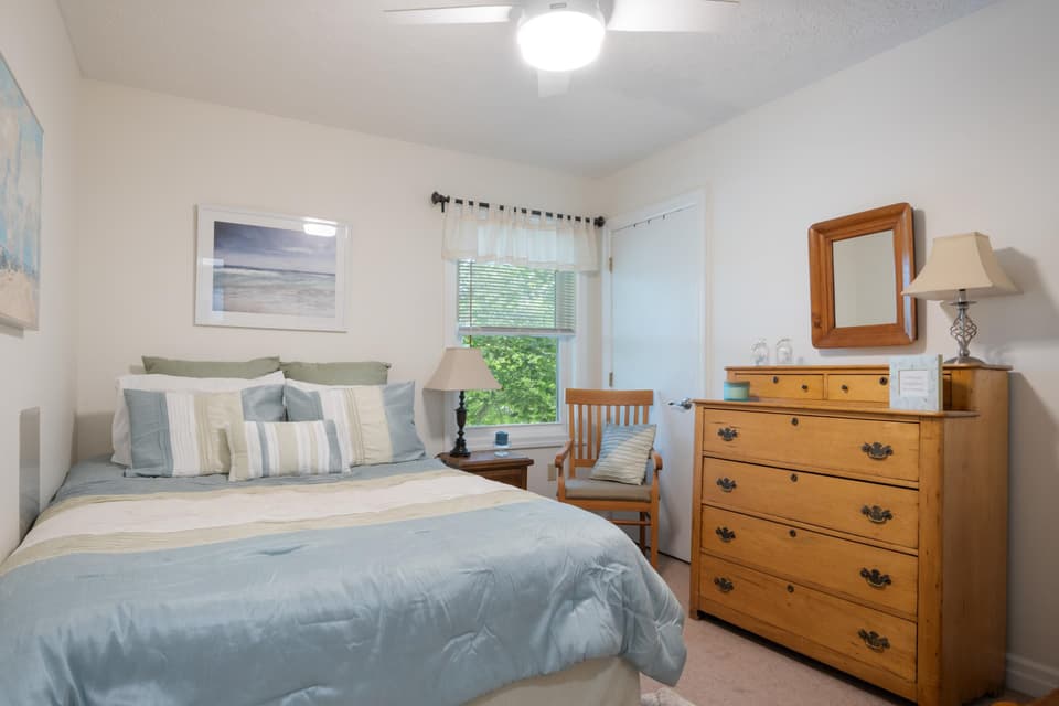 395 Warren Street, photo 32 of 40
