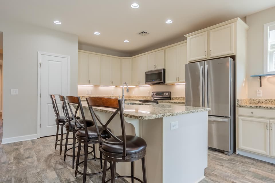 510 Dewdrop Lane, photo 29 of 40
