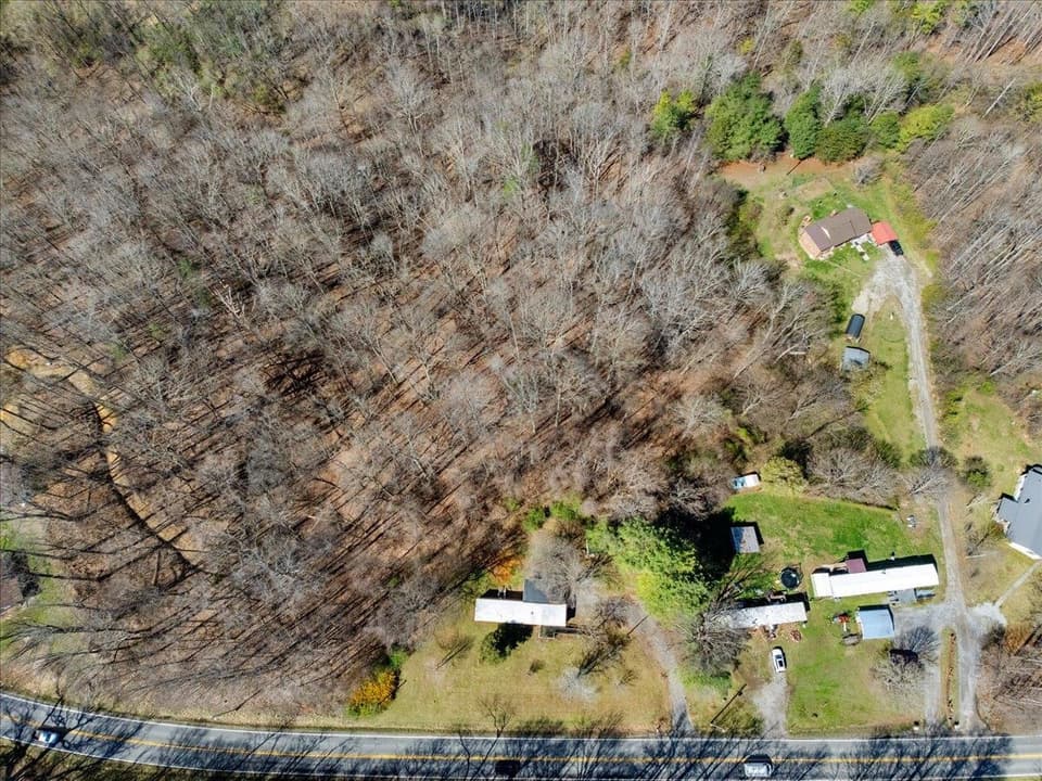 4820 Prices Fork Road, photo 7 of 12