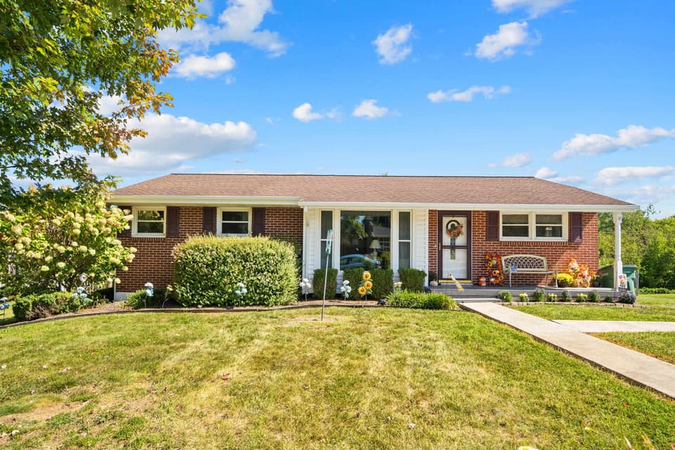 106 Roseland Drive, Christiansburg