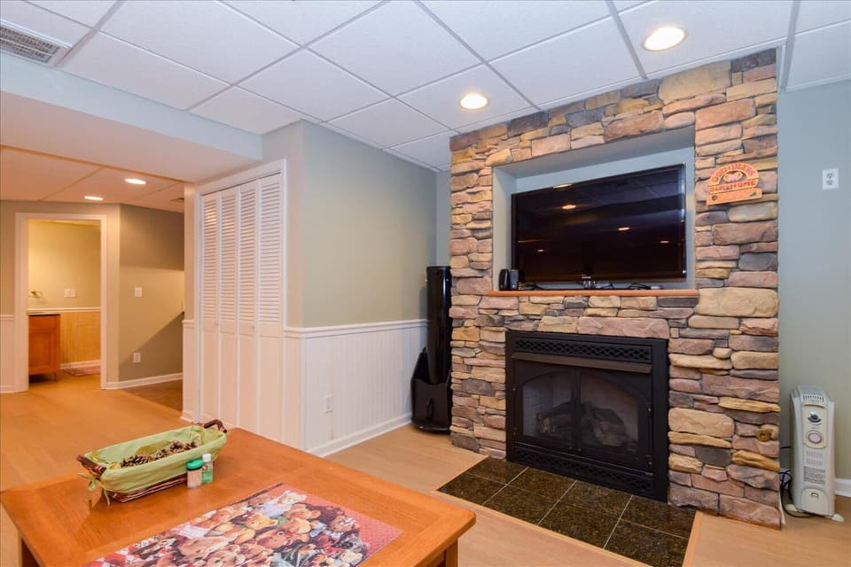 2070 Lake Vista Drive, photo 20 of 36