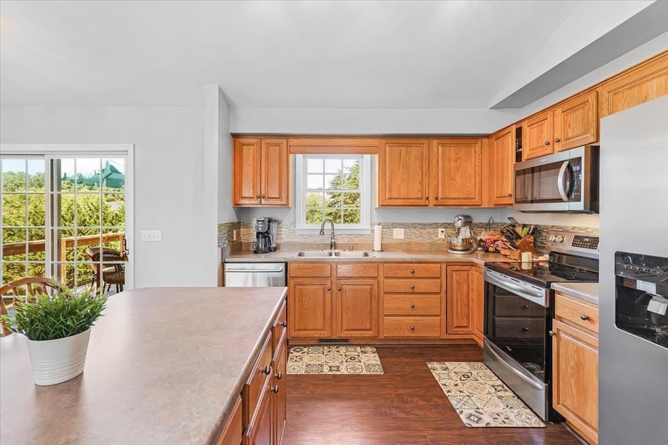 740 Independence Boulevard, photo 16 of 40