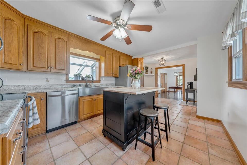 3624 Dairy Road, photo 12 of 38