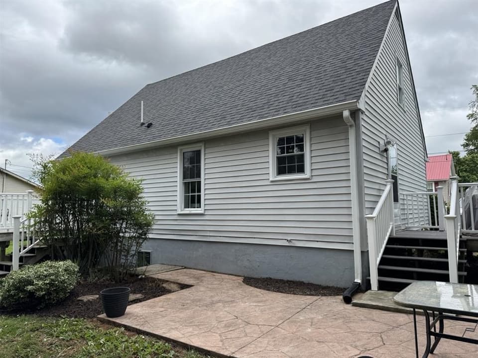 200 Craig Street, photo 8 of 40