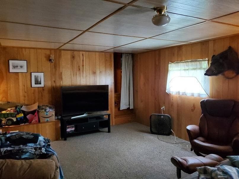 955 Logenberry Ln, photo 6 of 14