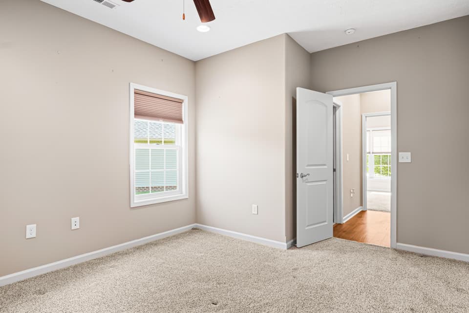 130 Gavins Court, photo 28 of 39