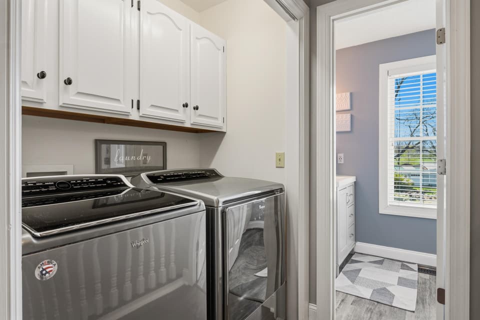 450 Tower Road, photo 34 of 40