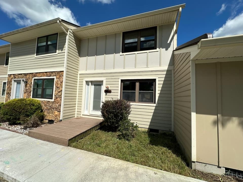 2602 Glade Drive, Christiansburg, VA