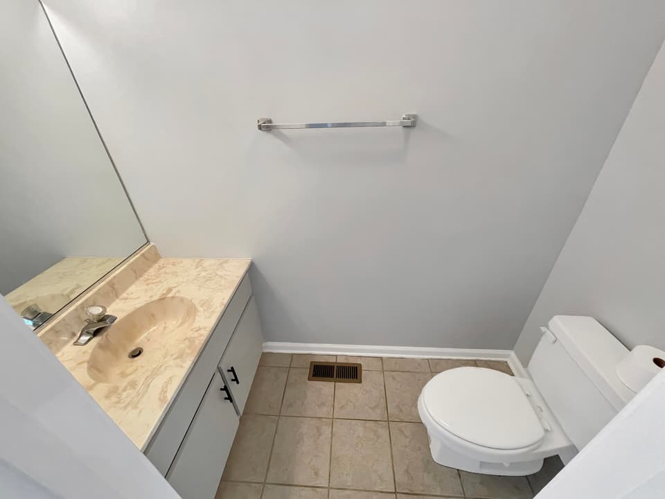 712 Park St, photo 8 of 27