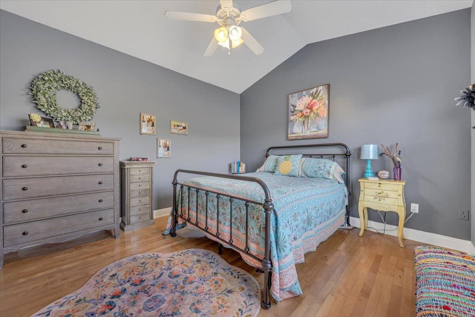 935 Oak Tree Boulevard, photo 22 of 32