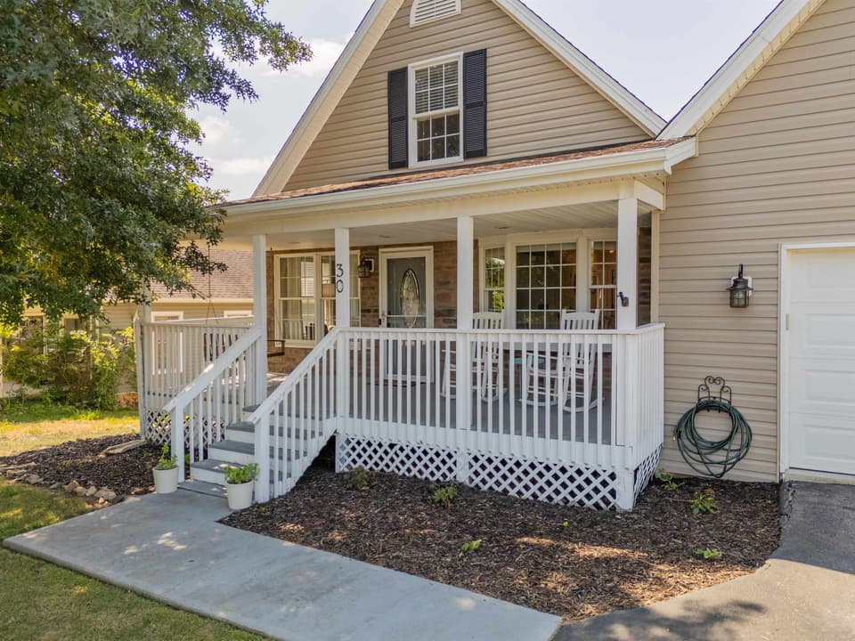 30 Copper Beech Court, photo 2 of 40