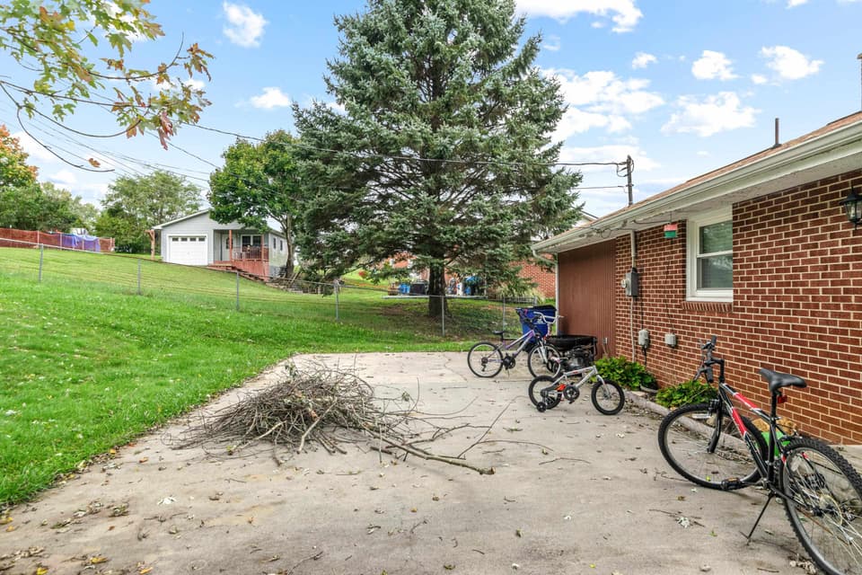 955 McHenry Avenue, photo 27 of 29