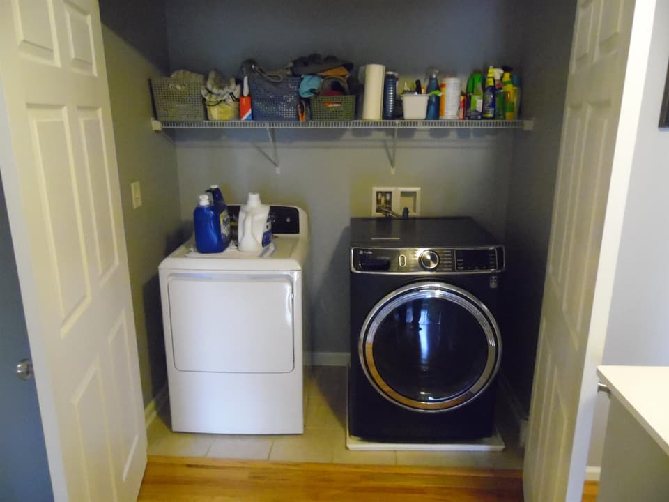 635 Keystone Drive NW, photo 19 of 22