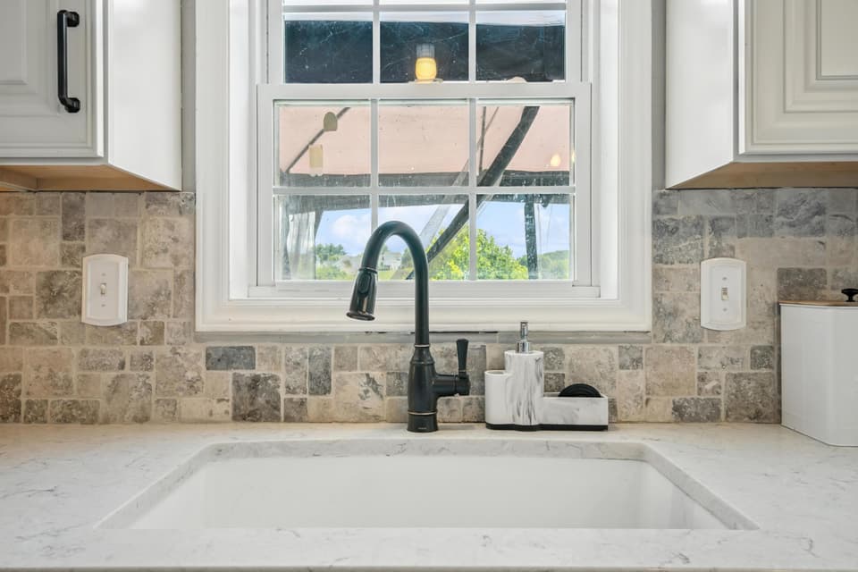 50 Sapphire Avenue, photo 20 of 39