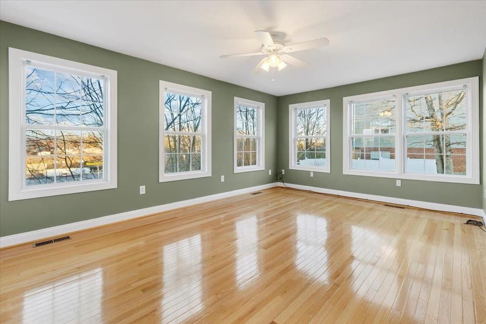 250 Barkwood Street, photo 30 of 40