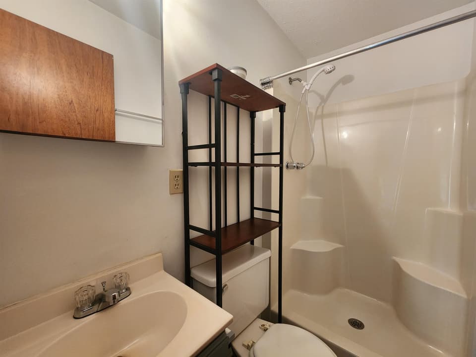 2594 Townhouse Street, photo 11 of 17