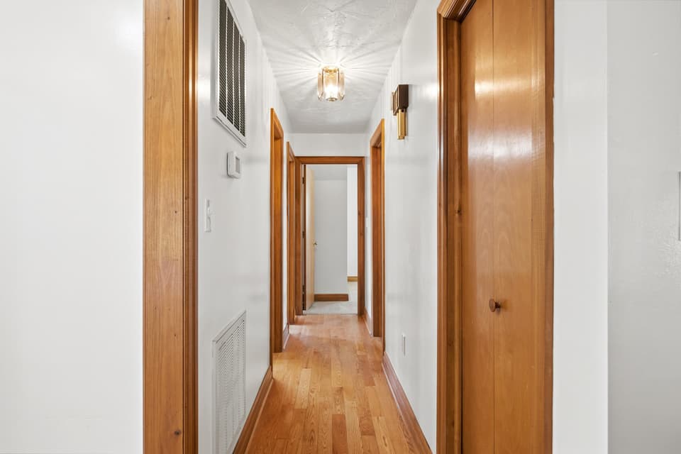 425 Independence Boulevard, photo 18 of 40