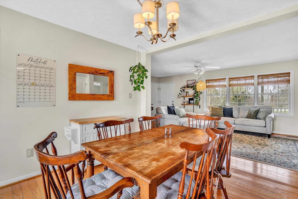 185 Howery Street, photo 17 of 40