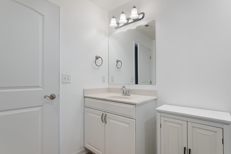 30 Gavins Court NW, photo 18 of 39